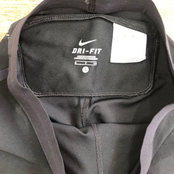 Nike leggings Size Small Dri Fit Reflective Speed - Picture 5 of 8